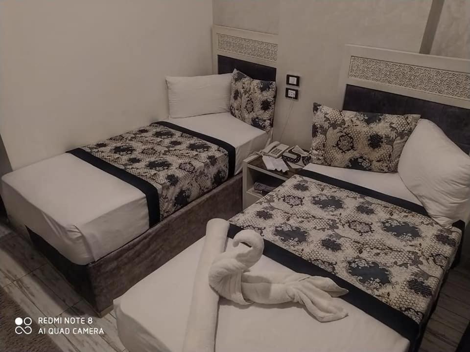 Al Amir Palace Hotel Suhaj Exterior foto