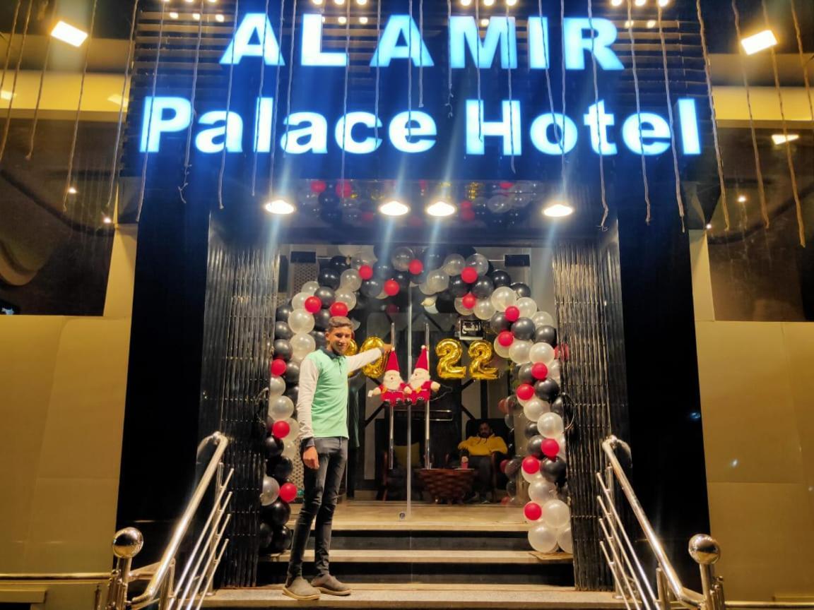 Al Amir Palace Hotel Suhaj Exterior foto